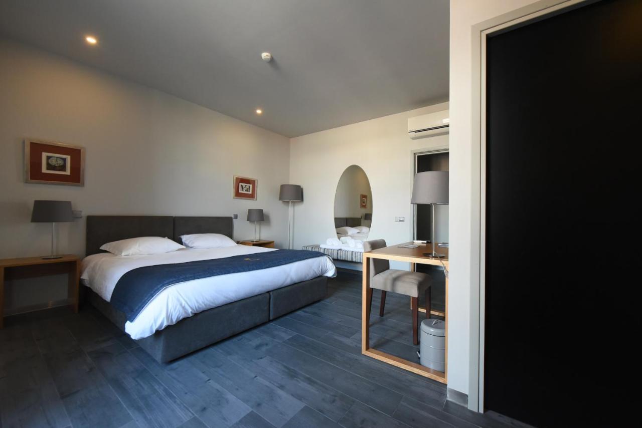8 Villas Hotel Santo Tirso Eksteriør billede