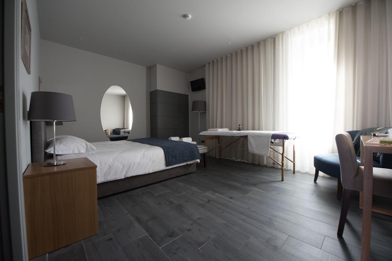 8 Villas Hotel Santo Tirso Eksteriør billede